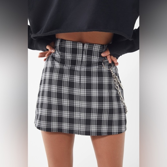 I.AM.GIA Madison Plaid Mini Skirt Small - Picture 3 of 12